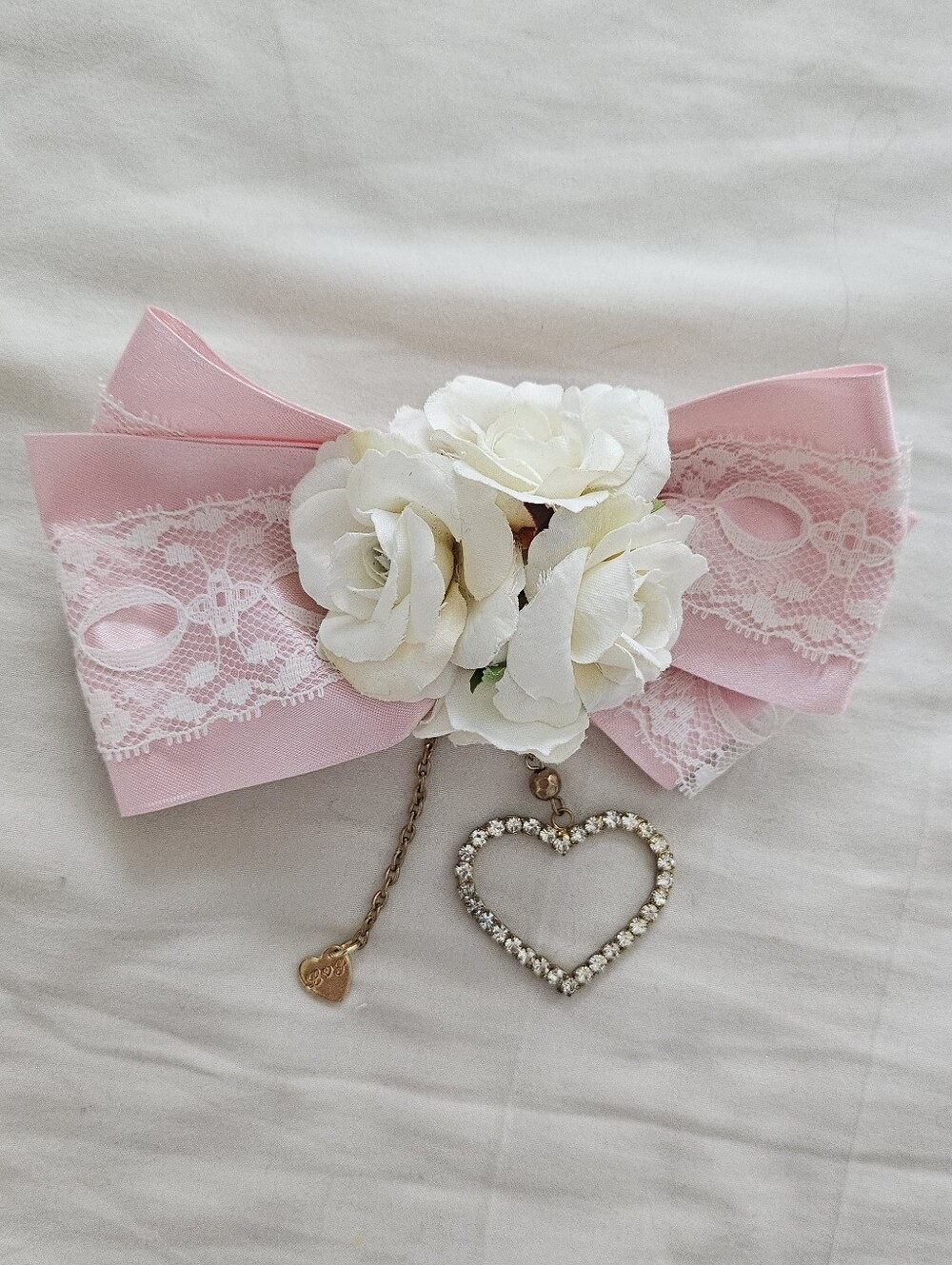 Rare La Pafait Gyaru Pink Satin White Lace Rose Bow Barette Heart Charms - Picture 3 of 5